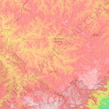 São Miguel Arcanjo topographic map, elevation, terrain